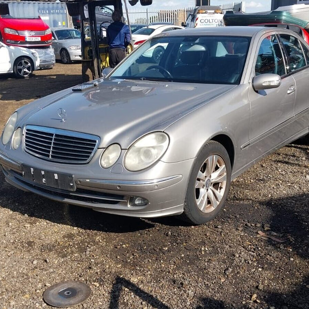 MERCEDES BENZ E-CLASS W211  BREAKING/DOORS ( N.S.F , N.S.R , O.S.F & O.S.R )