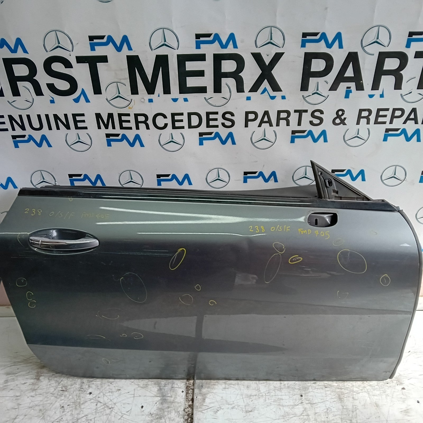 MERCEDES E-CLASS C238 CP DRIVER FRONT DOOR OSF 2016 ON GREY COMPLETE FMD405