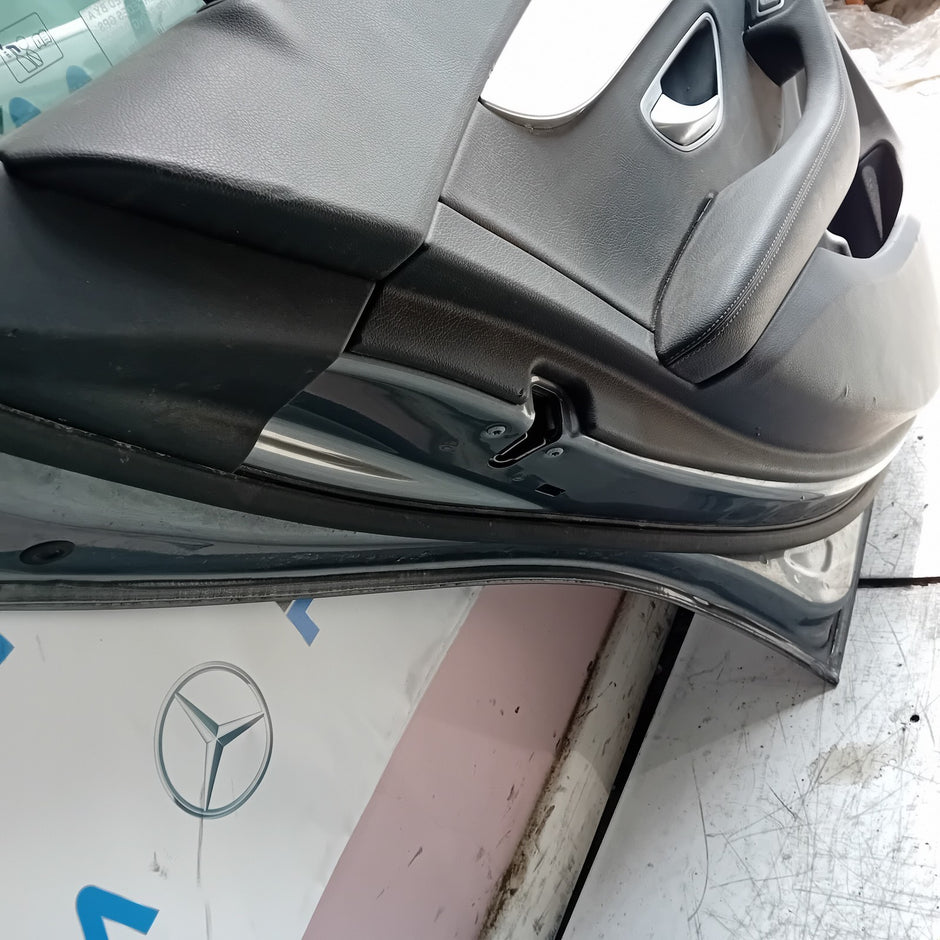 MEECEDES C-CLASS W205 SLN PASSENGER REAR DOOR NSR 2014 ON GREY FMD286