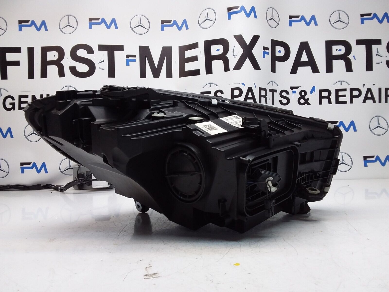 2020 MERCEDES C-CLASS W206 N/S Passenger Side Front Headlight A2069068704 FMH36