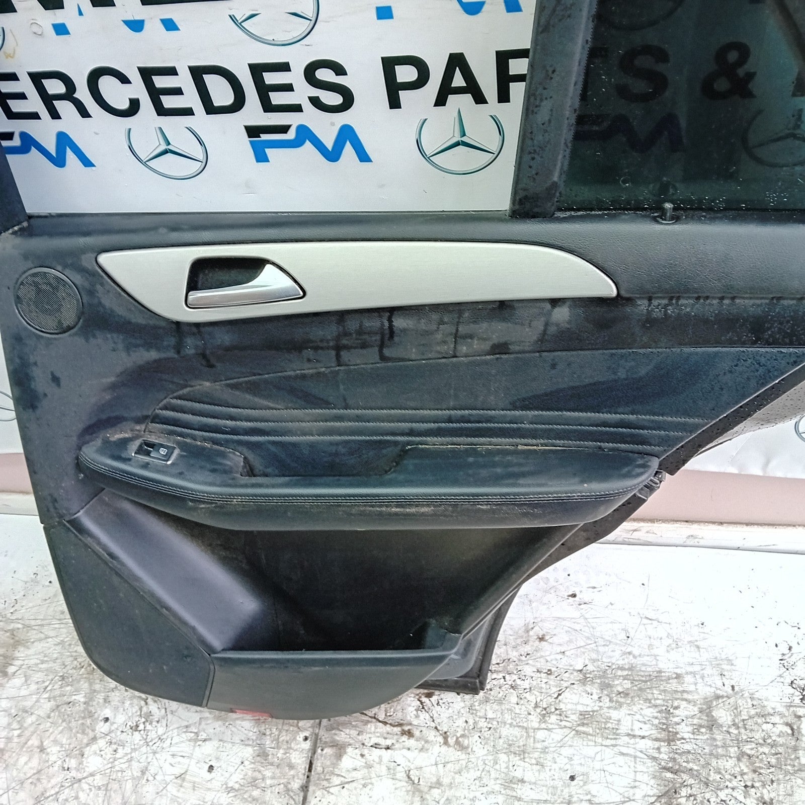MERCEDES GLE W166 DRIVER REAR DOOR OSR GREY 2015-19 COMPLETE FMD253