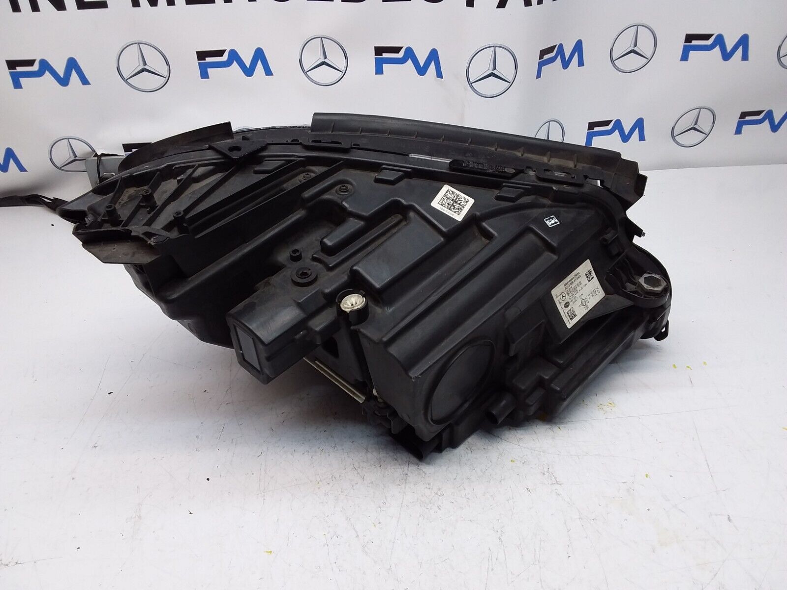 MERCEDES W213 E-CLASS PASSENGER NS HEADLIGHT A2139064104 FMH81 LED HIGH PERFORM 