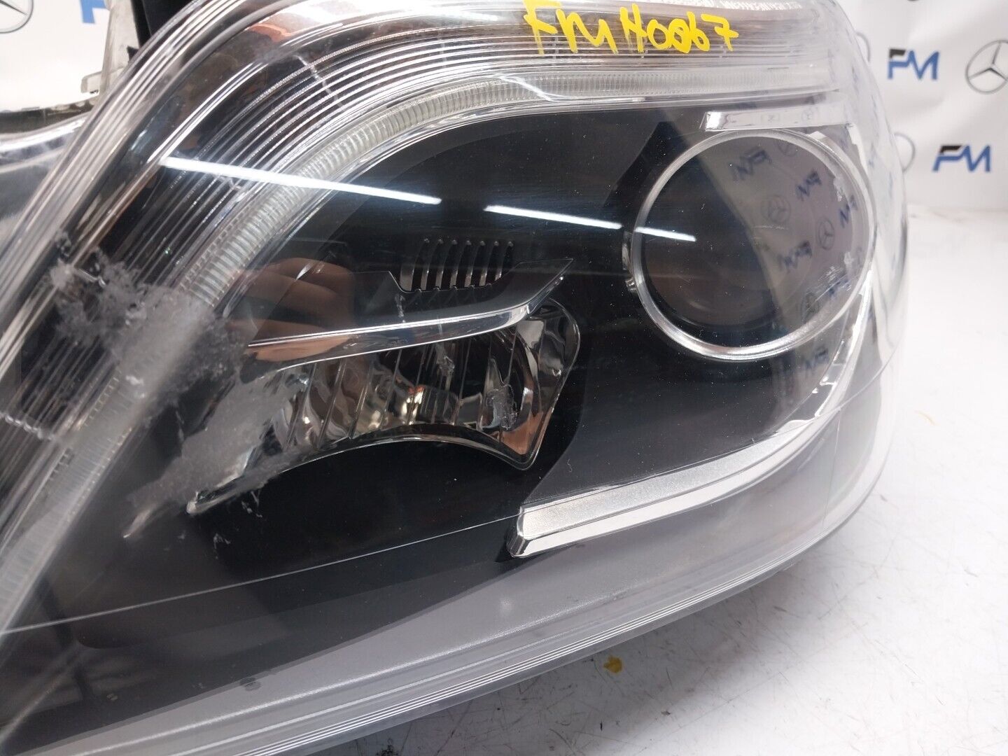 GENUINE USED MERCEDES GL  Passengers Left Front Headlight A1668202761 FMH0067