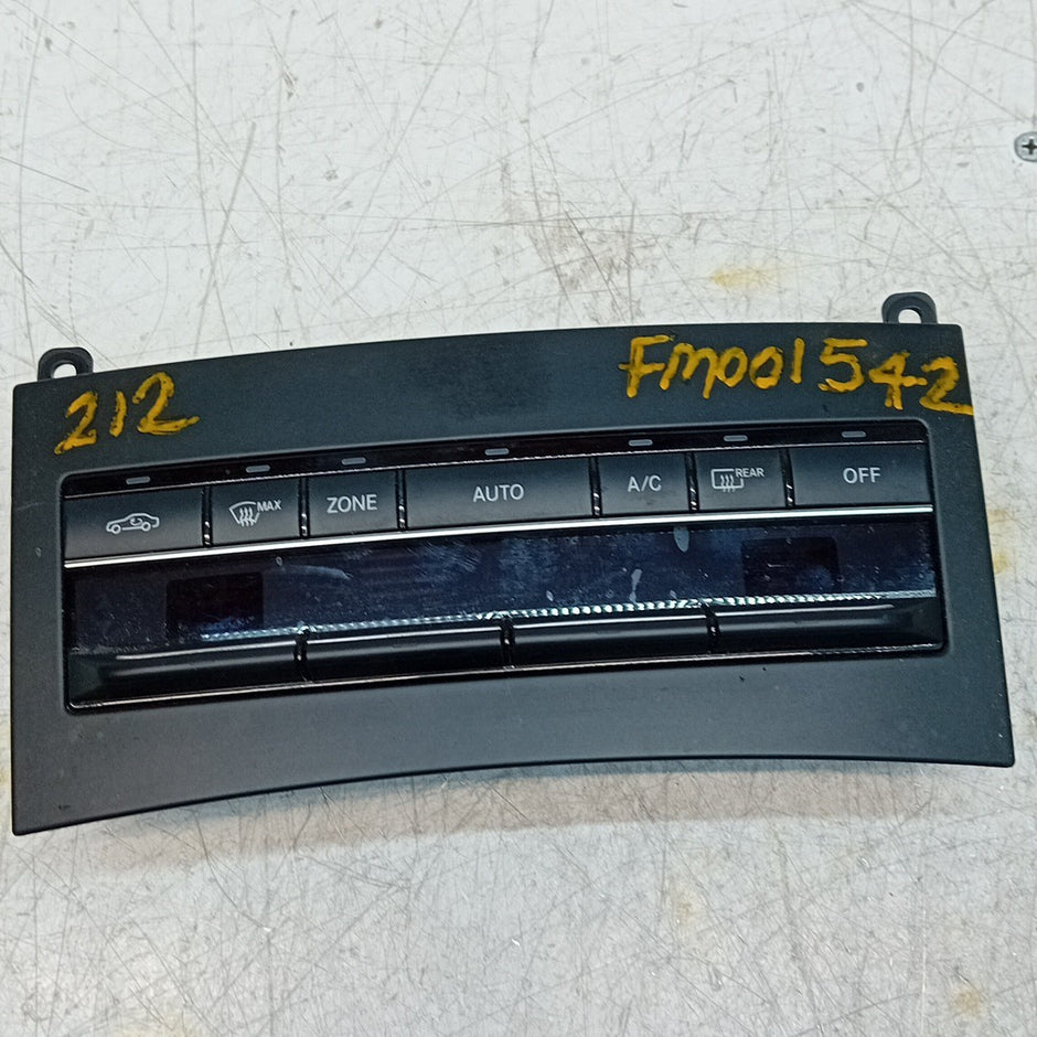 MERCEDES BENZ  E-CLASS W207 W212 CLIMATE CONTROL PANEL A2129006527 2016 FM001542