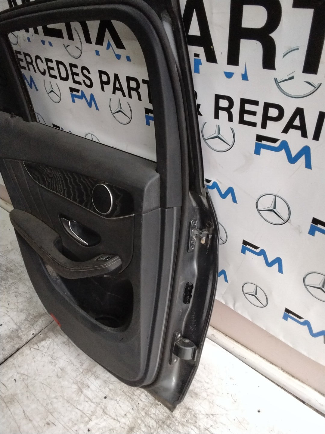 MERCEDES GLC C253  PASSENGER REAR DOOR NSR GREY 2016-22  COMPLETE FMD302