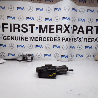 Mercedes C-CLASS W205 TAILGATE BOOT LIFT MOTOR FM00596 A2059007218 A0997602601