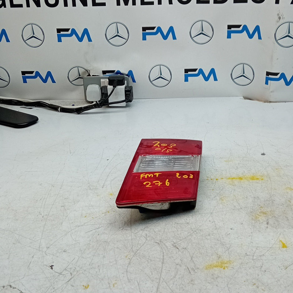 MERCEDES C-CLASS W203 ESTATE DRIVER RIGHT REAR TAIL LIGHT A2038205064 FMT276