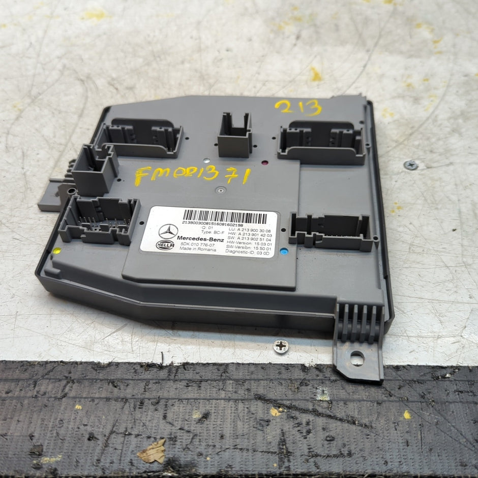 MERCEDES E-CLASS REAR SAM CONTROL MODULE W213 A2139003008 2016 FM001371