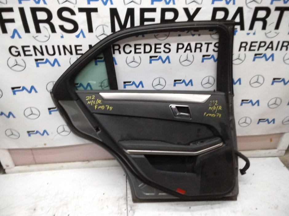 MERCEDES BENZ E-CLASS W212 PASSENGER SIDE REAR DOOR N/S/R COMPLETE SILVER FMD78