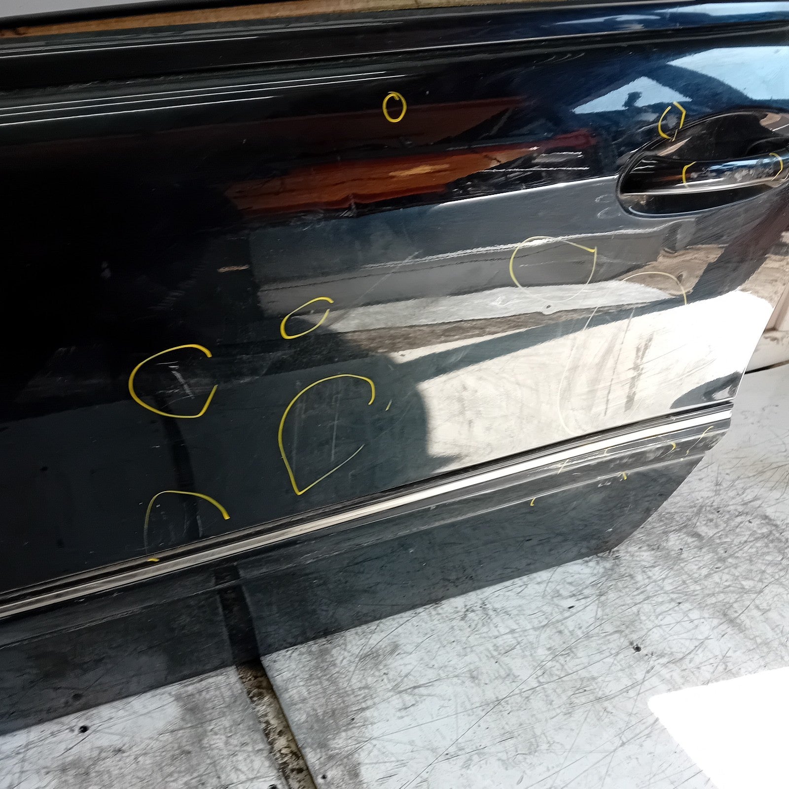 MERCEDES C-CLASS W203 SLN PASSENGER FRONT DOOR NSF 2001-14 BLACK COMPLETE FMD364