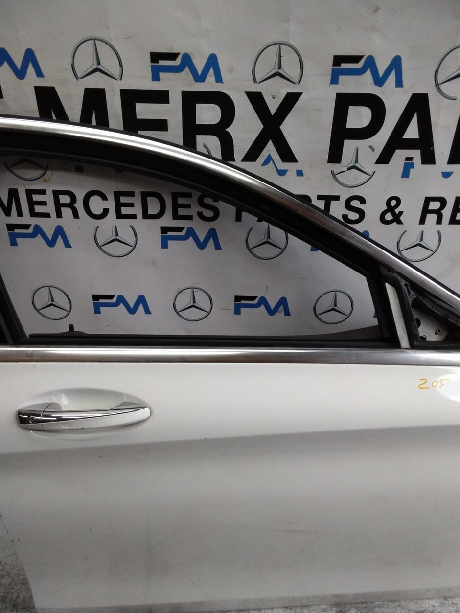 MERCEDES C-CLASS W205 SLN DRIVER FRONT DOOR OSF WHITE 2014 ON COMPLETE FMD329