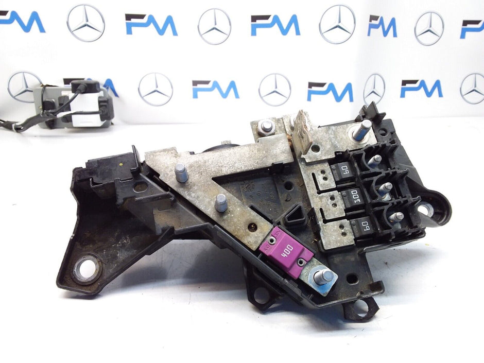 Mercedes C-CLASS W205 Fuse Relay Junction Box A2055402250 FM00388