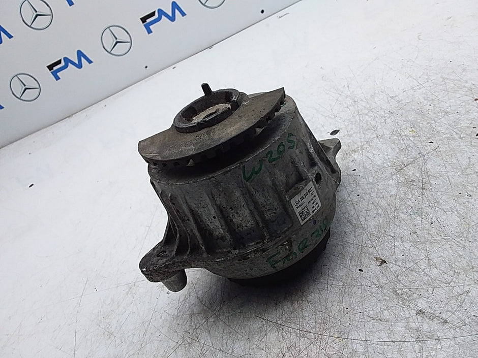 MERCEDES BENZ  C-CLASS W205  ENGINE MOUNT LEFT NS A2052406417 FMR318