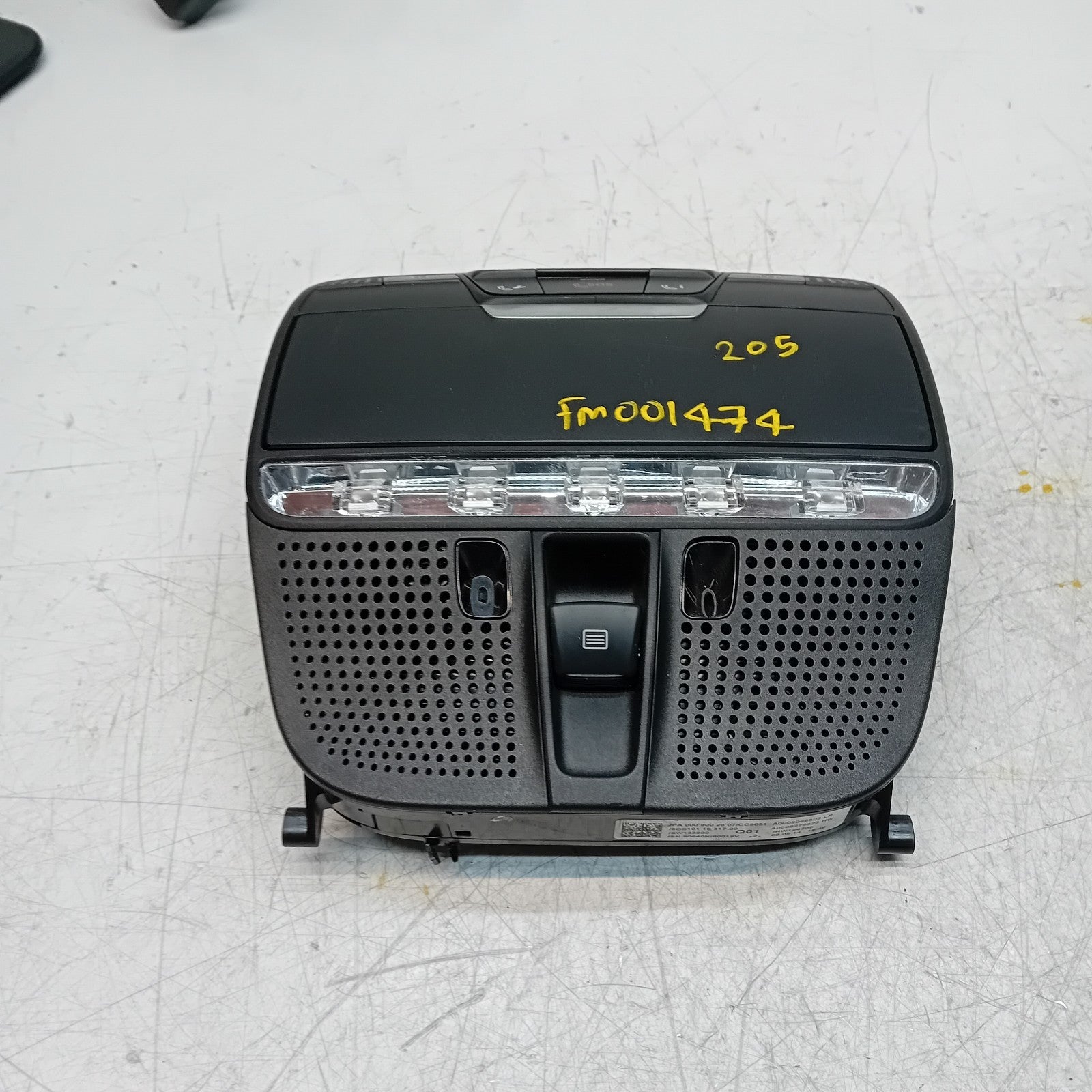 MERCEDES BENZ  C-CLASS W205 MHEV INTERIOR LIGHT A0009002507 2014 ON FM001474