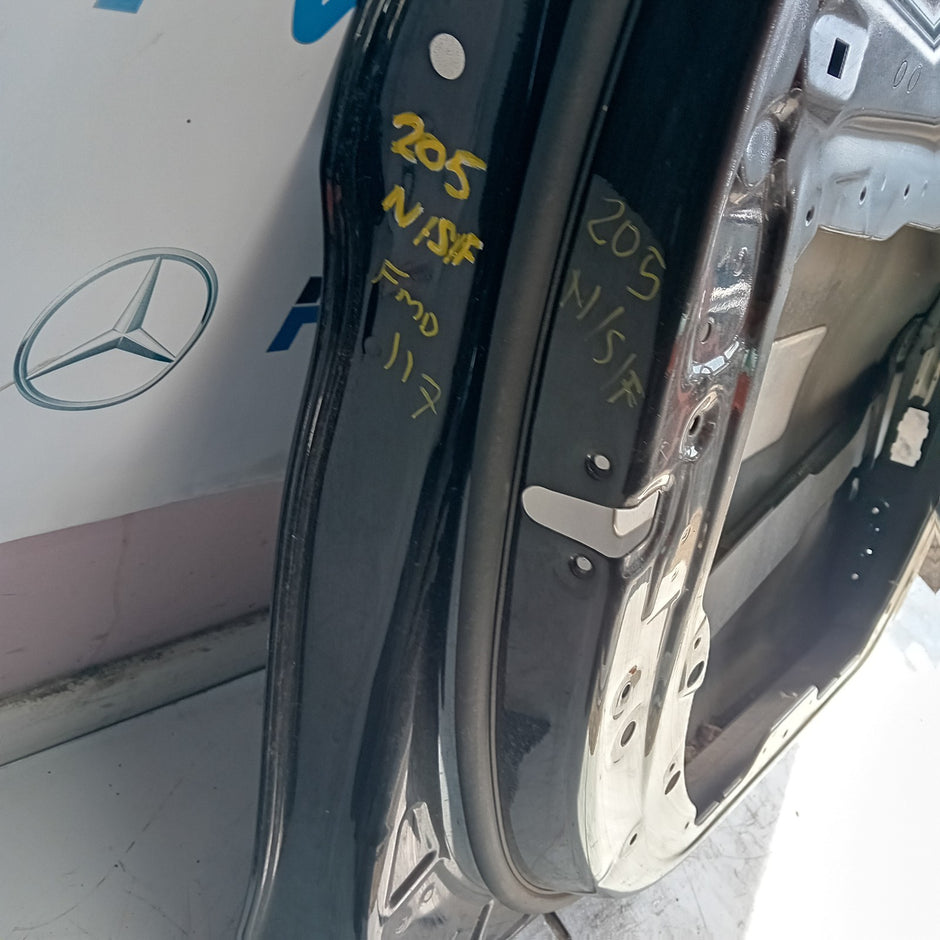 MERCEDES BENZ C-CLASS W205 PASSENGER SIDE FRONT DOOR N/S/F BLACK FMD117