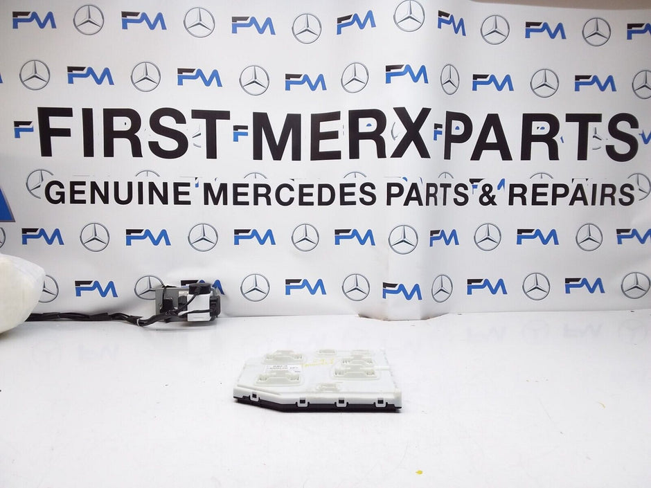 Mercedes GLA W247 SAM Signal Control Module Unit A2479008109 FM00354