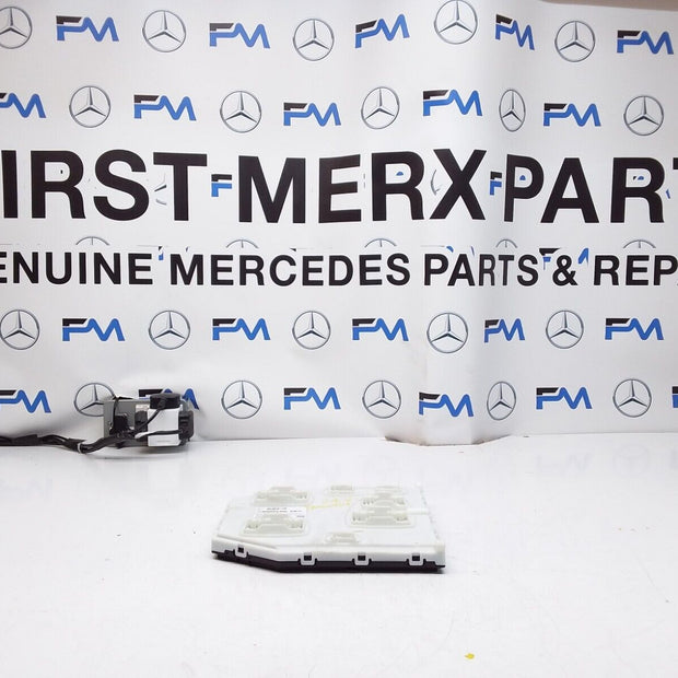 Mercedes GLA W247 SAM Signal Control Module Unit A2479008109 FM00354