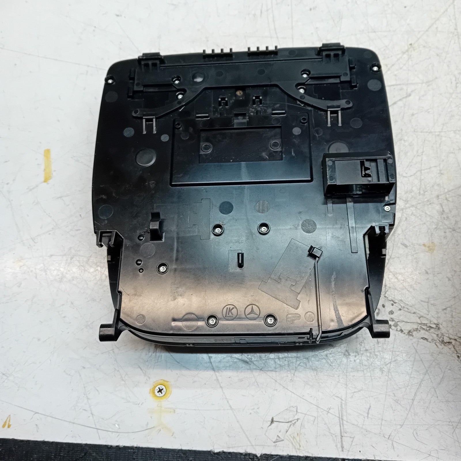 MERCEDES BENZ  C-CLASS W205 MHEV INTERIOR LIGHT A0009002507 2014 ON FM001474