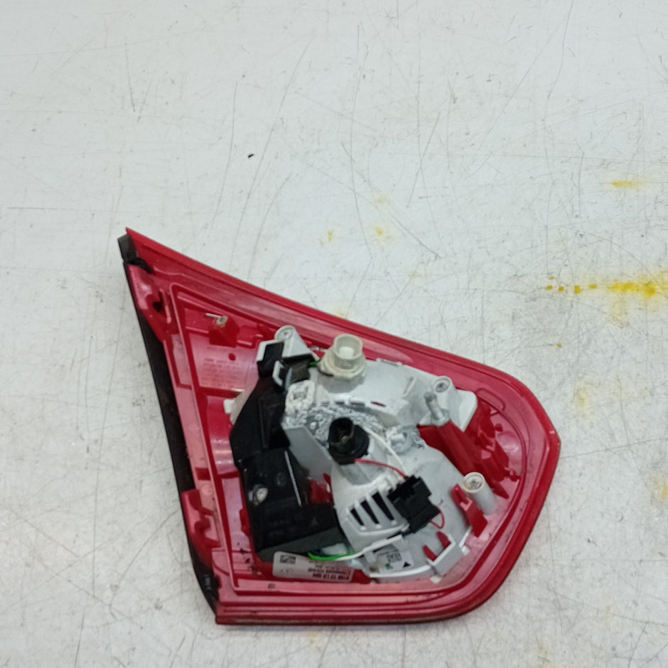 MERCEDES GLA X156 DRIVER RIGHT  REAR INNER TAIL LIGHT A1569060458 2017 FMT285