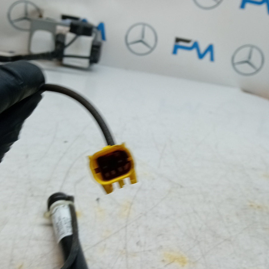 MERCEDES E CLASS W213 BONNET PEDESTRIAN ACTUATOR A2139062201 2017 FM001443