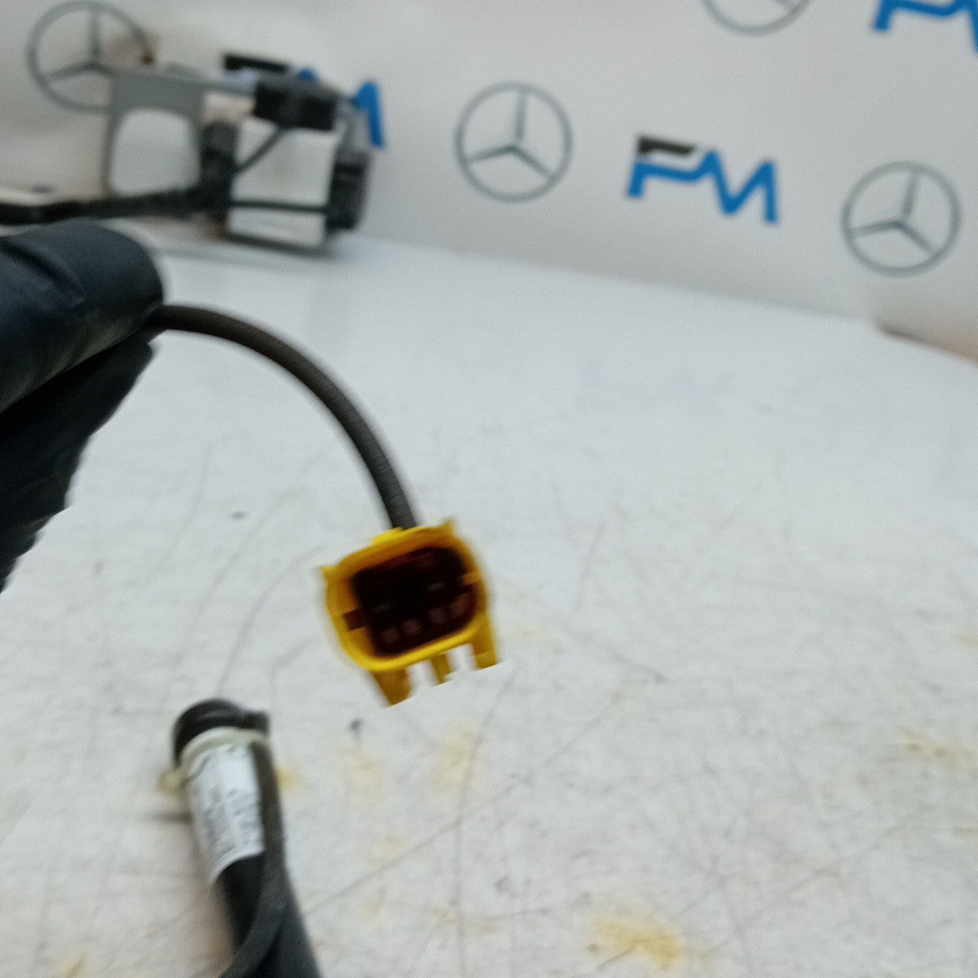 MERCEDES E CLASS W213 BONNET PEDESTRIAN ACTUATOR A2139062201 2017 FM001443