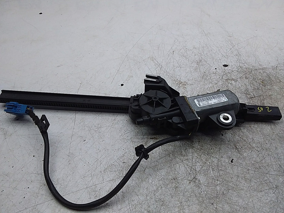 MERCEDES C-CLASS W205 SEAT BELT RETRACTOR REAR RIGHT A2058600282 DAMAGED FMR198