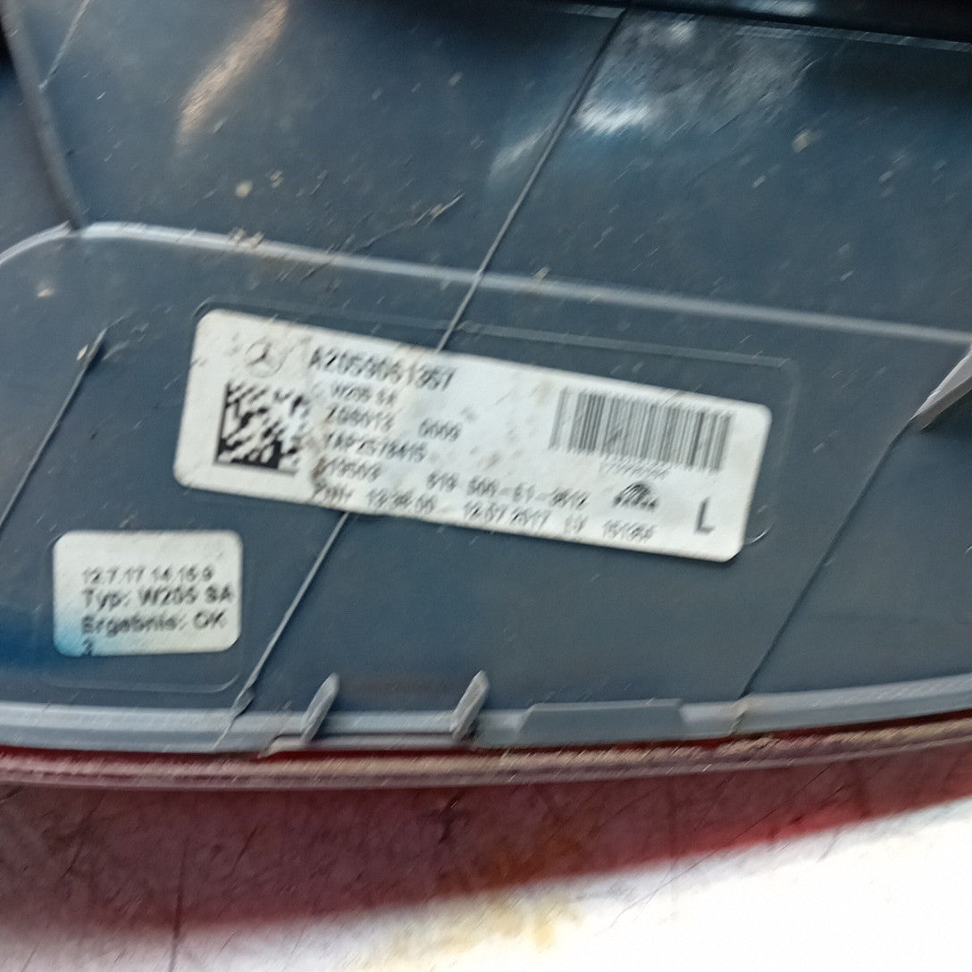 MERCEDES BENZ C-CLASS W205 PASSENGER REAR TAIL LIGHT NS  2015 A2059061357 FMT320