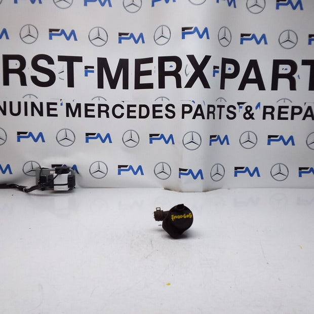 Mercedes E-CLASS W211 ELECTRIC COOLANT WATER PUMP A2118350028 FM00605