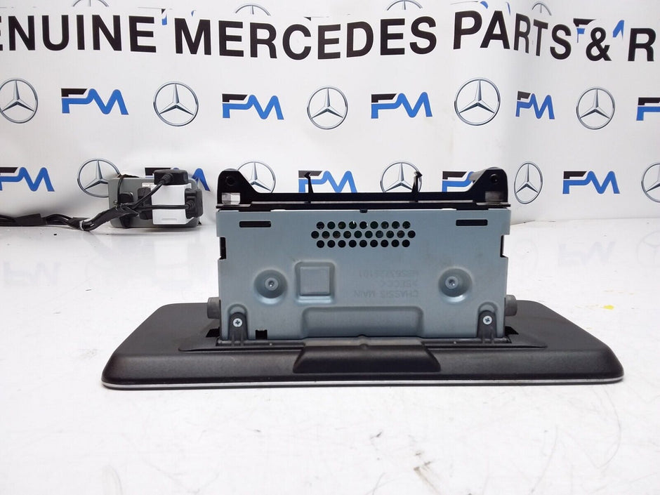 MERCEDES C-CLASS W205 COUPE 2017 SAT NAV MULTIMEDIA SCREEN A2059002211 FM00666