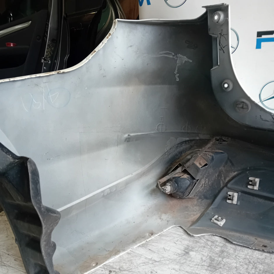 MITSUBISHI OUTLANDER MK3 REAR BUMPER 2013 WHITE COMPLETE 4B45X FMX68