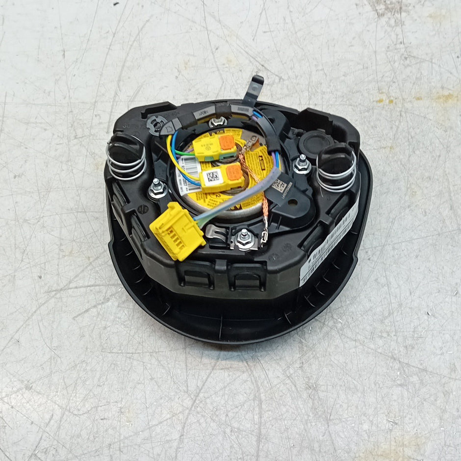 MERCEDES BENZ C-CLASS W205 STEERING WHEEL AIRBAG DRIVER OS RIGHT Q10 FM001654