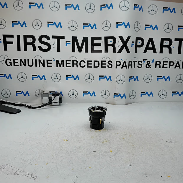 MERCEDES BENZ E-CLASS W213 DASHBOARD AIR VENT 2016-20 A2138308000 FM001188