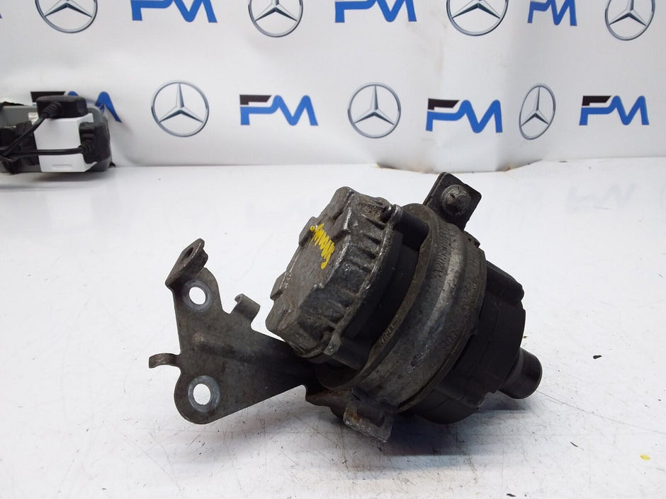 MERCEDES C-CLASS W205 ELECTRIC COOLER WATER PUMP A0005002686 FM00615