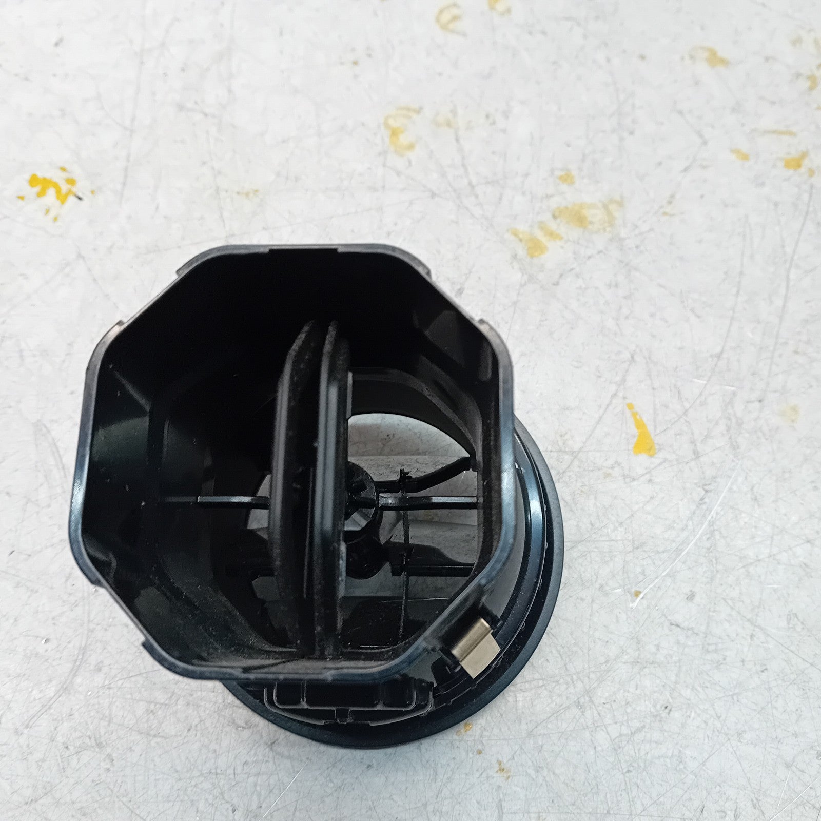 MERCEDES BENZ E-CLASS W213 DASHBOARD AIR VENT 2016-20 A2138308000 FM001188