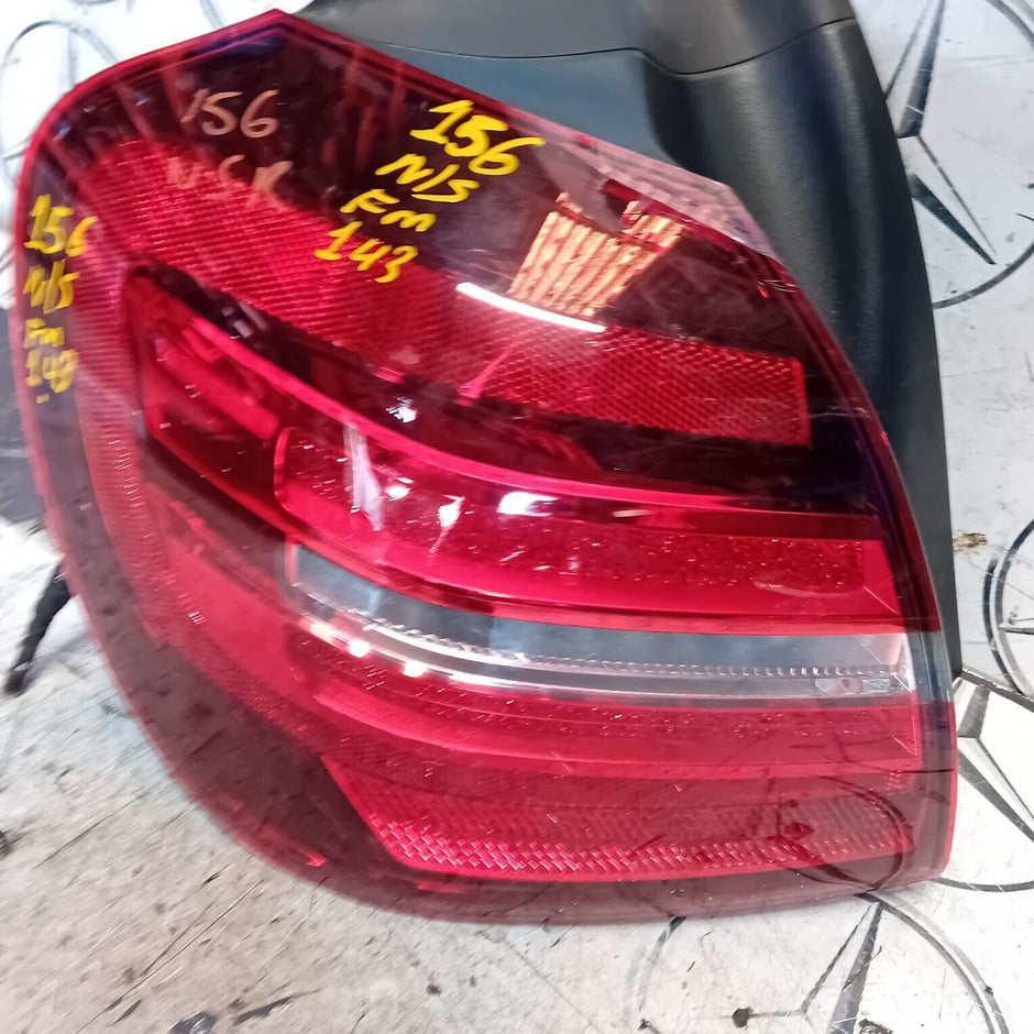 MERCEDES BENZ GLA X156  PASSENGER SIDE (NEAR SIDE) REAR  LIGHT A1569069700