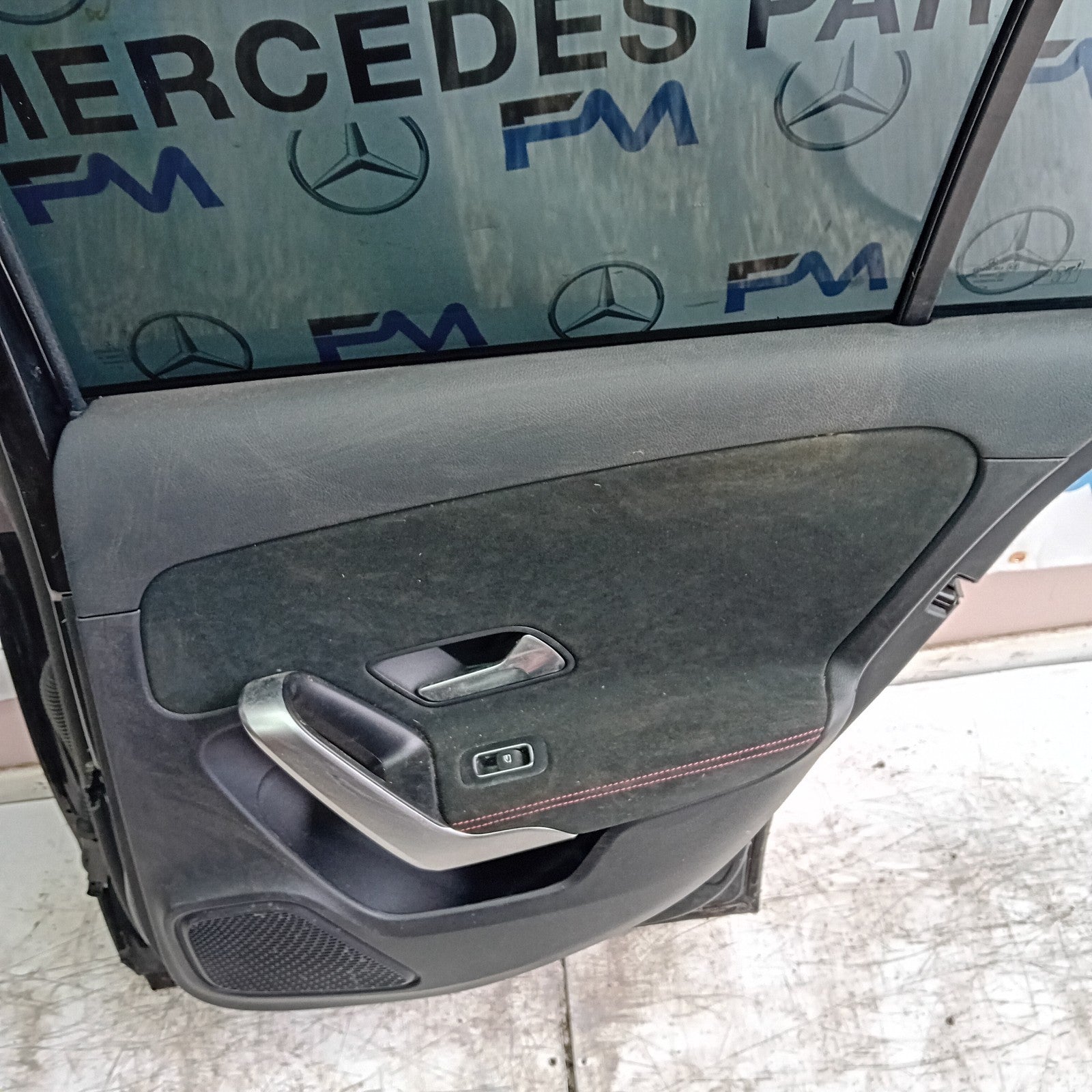 MERCEDES A-CLASS W177 SLN DRIVER REAR DOOR OSR BLACK 2018 ON COMPLETE FMD263