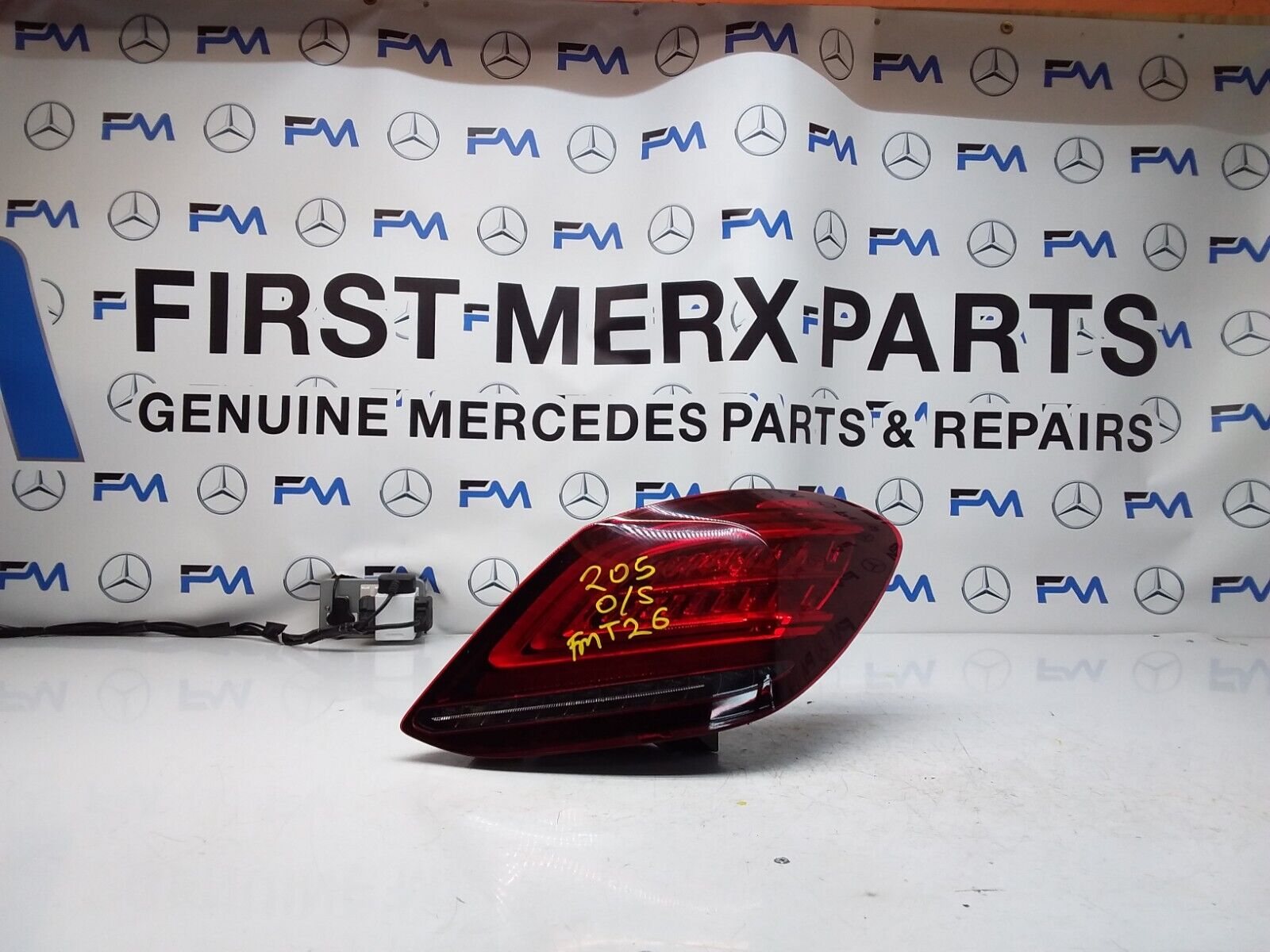 2020 MERCEDES  C CLASS W205 REAR DRIVER SIDE O/S LED LIGHT A2059067203 FMT26