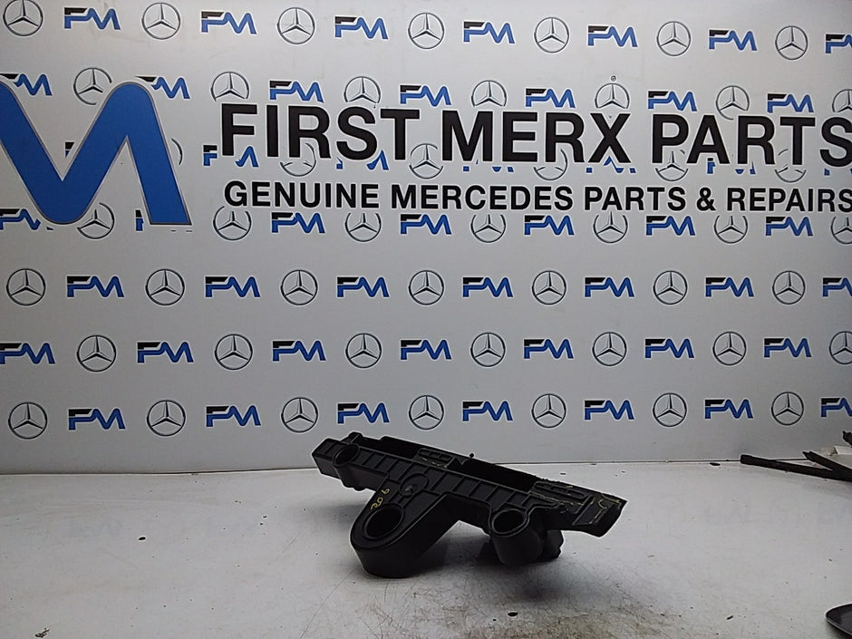 MERCEDES BENZ  C-CLASS W206 TRUNK BOOT TRIM ELEMENT A2066841500 FMR207