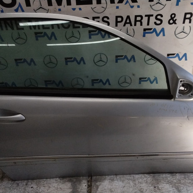 MERCEDES C-CLS W203 SLN DRIVER FRONT DOOR OSF SILVER 2001-04  FMD592