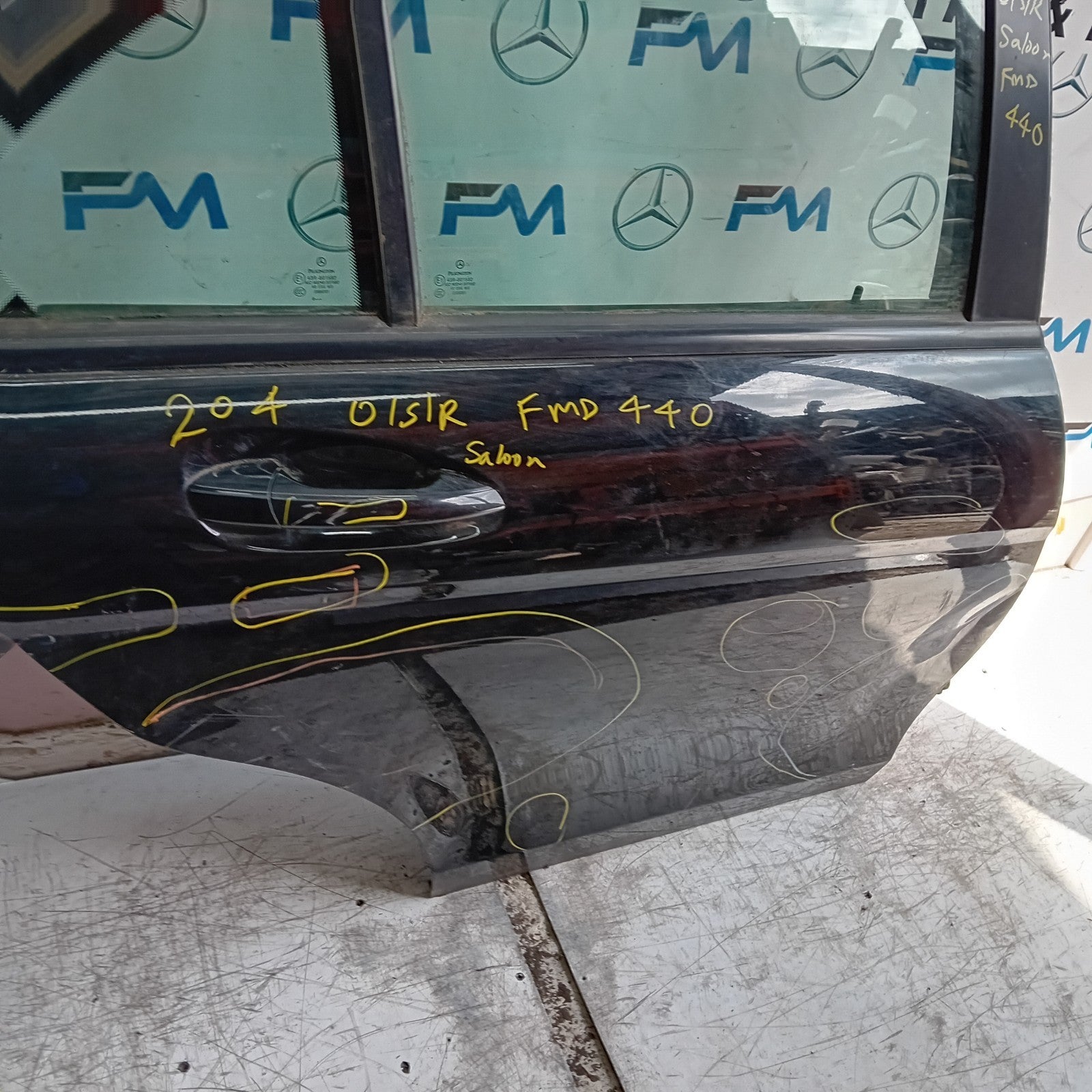 MERCEDES C-CLASS W204 SLN DRIVER REAR DOOR OSR BLACK 2009-2014 COMPLETE FMD440