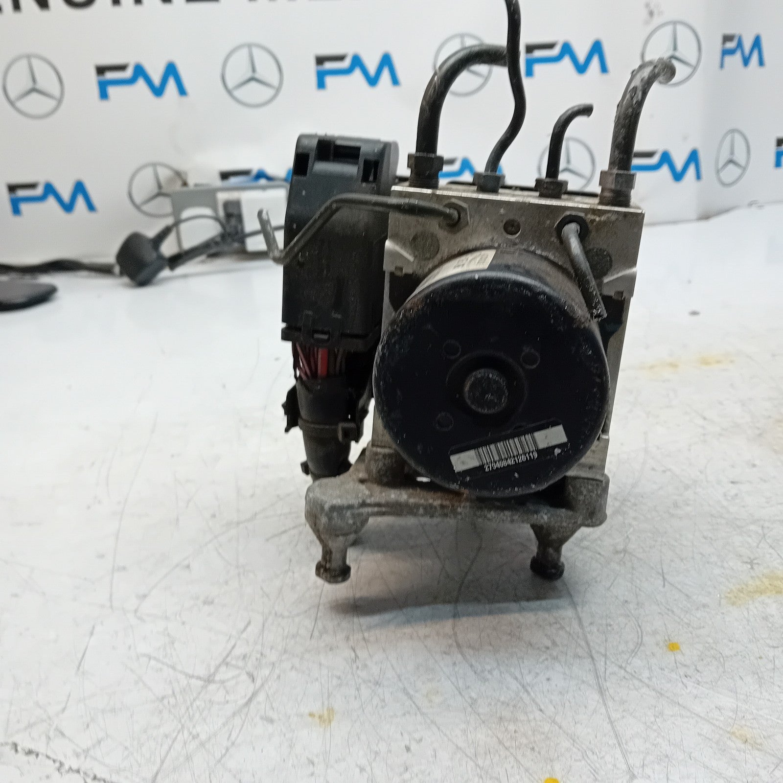 MERCEDES BENZ C-C-CLASS W204 ABS PUMP CONTROL MODULE UNIT A1729011400 FM001462