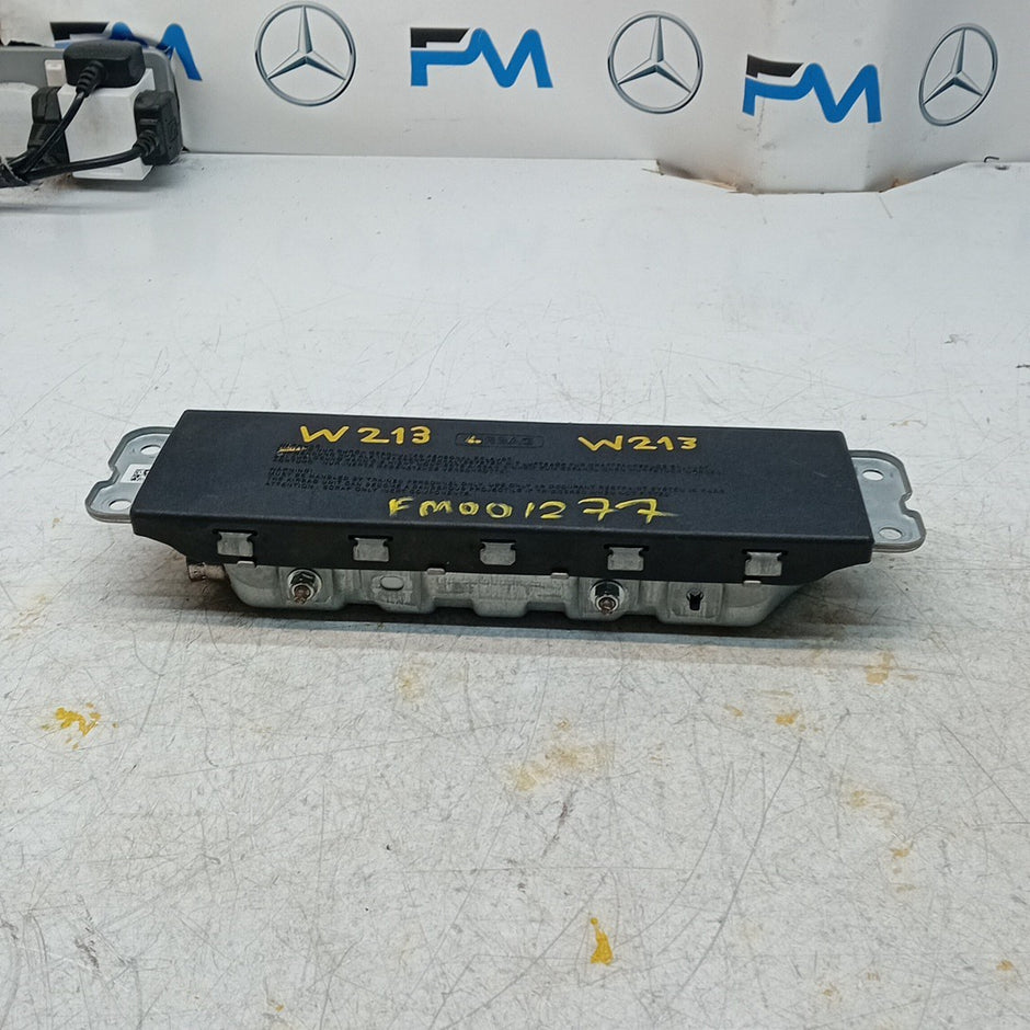 MERCEDES E-CLASS W213 KNEE AIRBAG DRIVER OS RIGHT Q05 A2138600302 FM001277