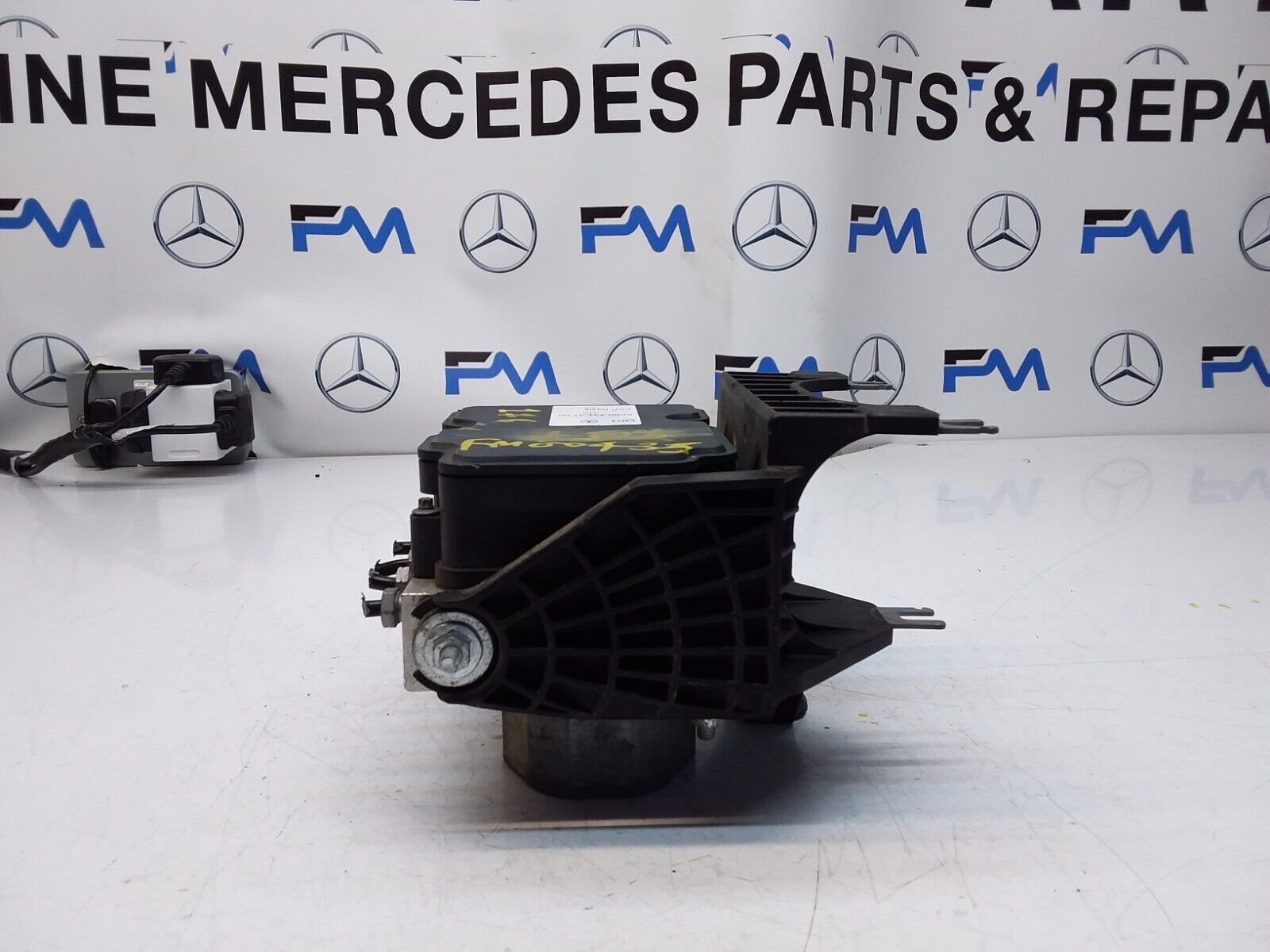 MERCEDES CLA W246 ABS PUMP MODULE CONTROL UNIT A2464300210 FM00435