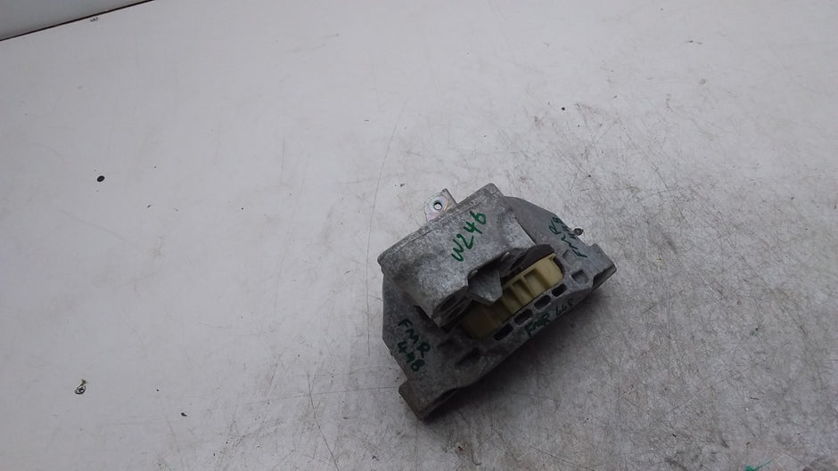 MERCEDES BENZ A-CLS W176 PETROL ENGINE MOUNT LEFT SIDE A2462400617 FMR448