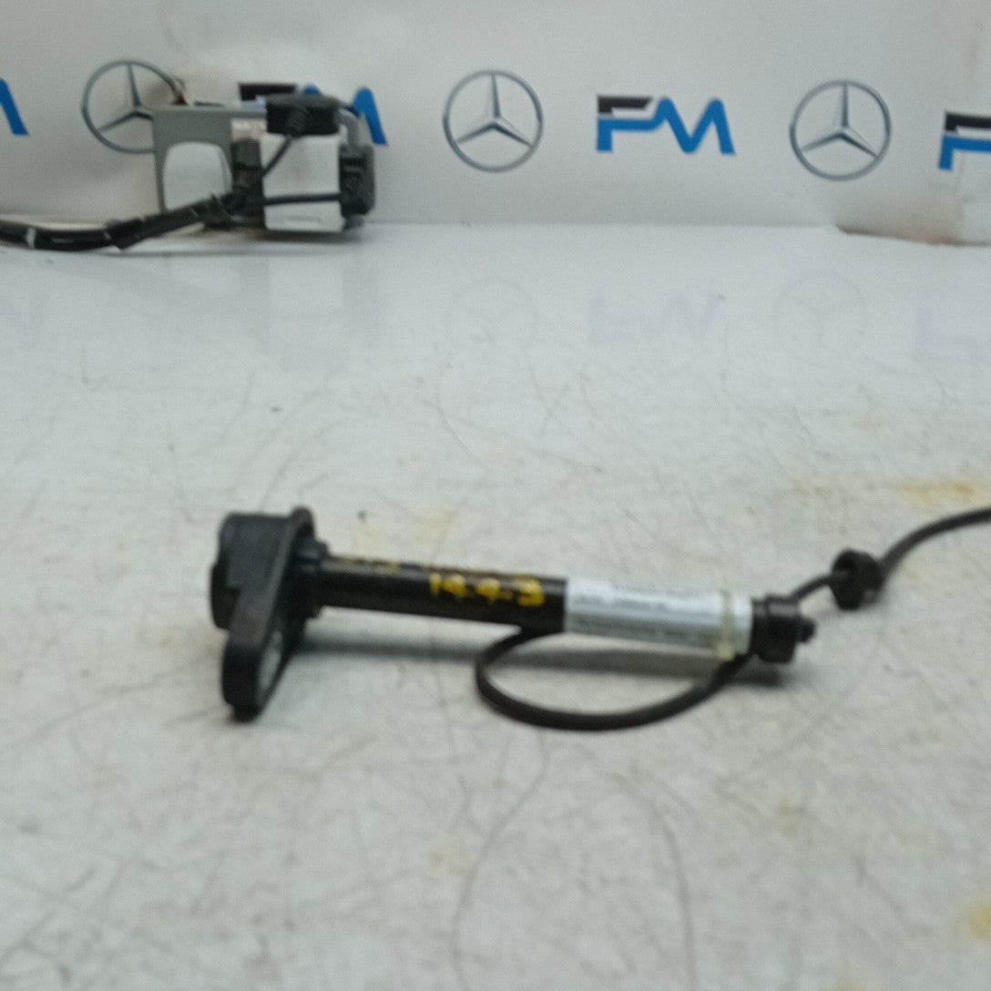 MERCEDES E CLASS W213 BONNET PEDESTRIAN ACTUATOR A2139062201 2017 FM001443