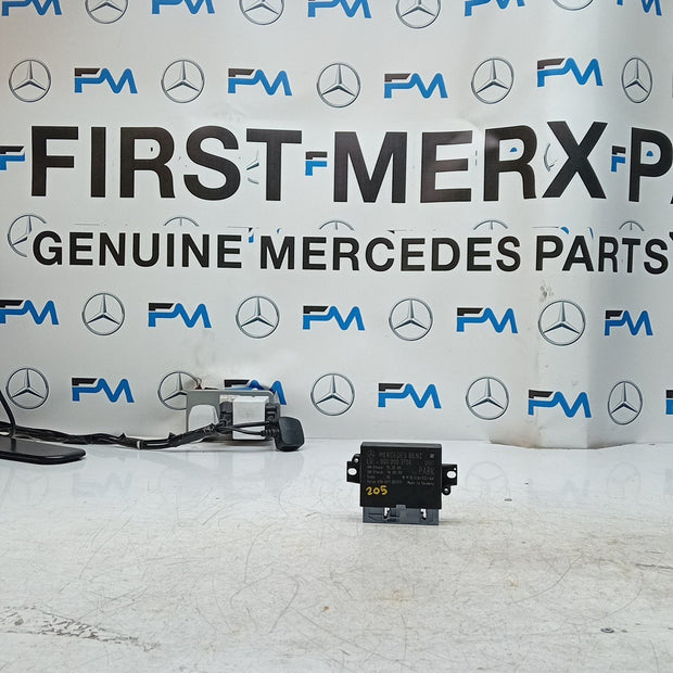MERCEDES S C-CLASS PARKING SENSOR CONTROL MODULE W205 W222 A0009003706 FM001552