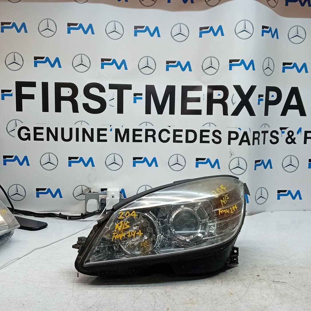 MERCEDES BENZ C-CLASS W204 PASSENGER SIDE NS HEADLIGHT 2012 A2048208561 FMH194