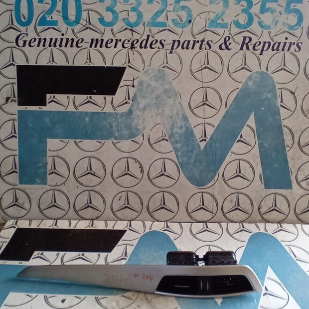 MERCEDES C-CLASS CENTRE AIR VENT & TRIM FRONT 2048308064 W204 2010 - 2014