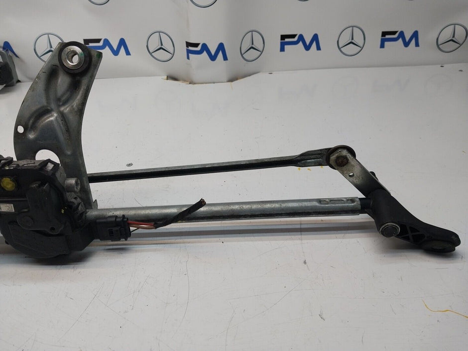 MERCEDES-BENZ A CLASS W177  FRONT WIPER MOTOR WITH LINKAGE A1779064801 FM00234