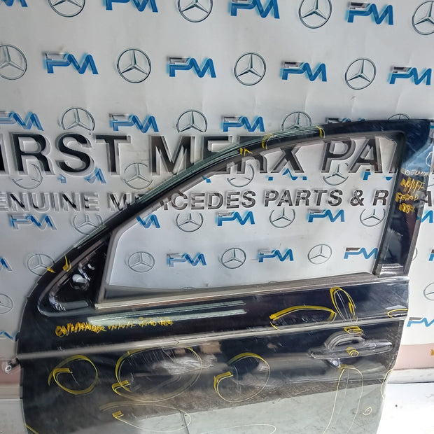 MITSUBISH OUTLANDER MK3 PASSENGER FRONT DOOR NSF BLACK 2013 COMPLETE FMD187